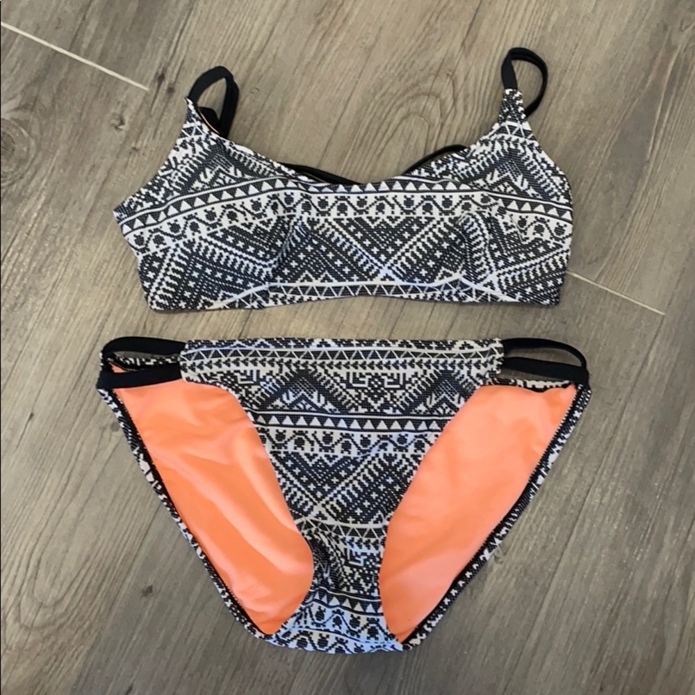 Xhilaration Black and White Bikini